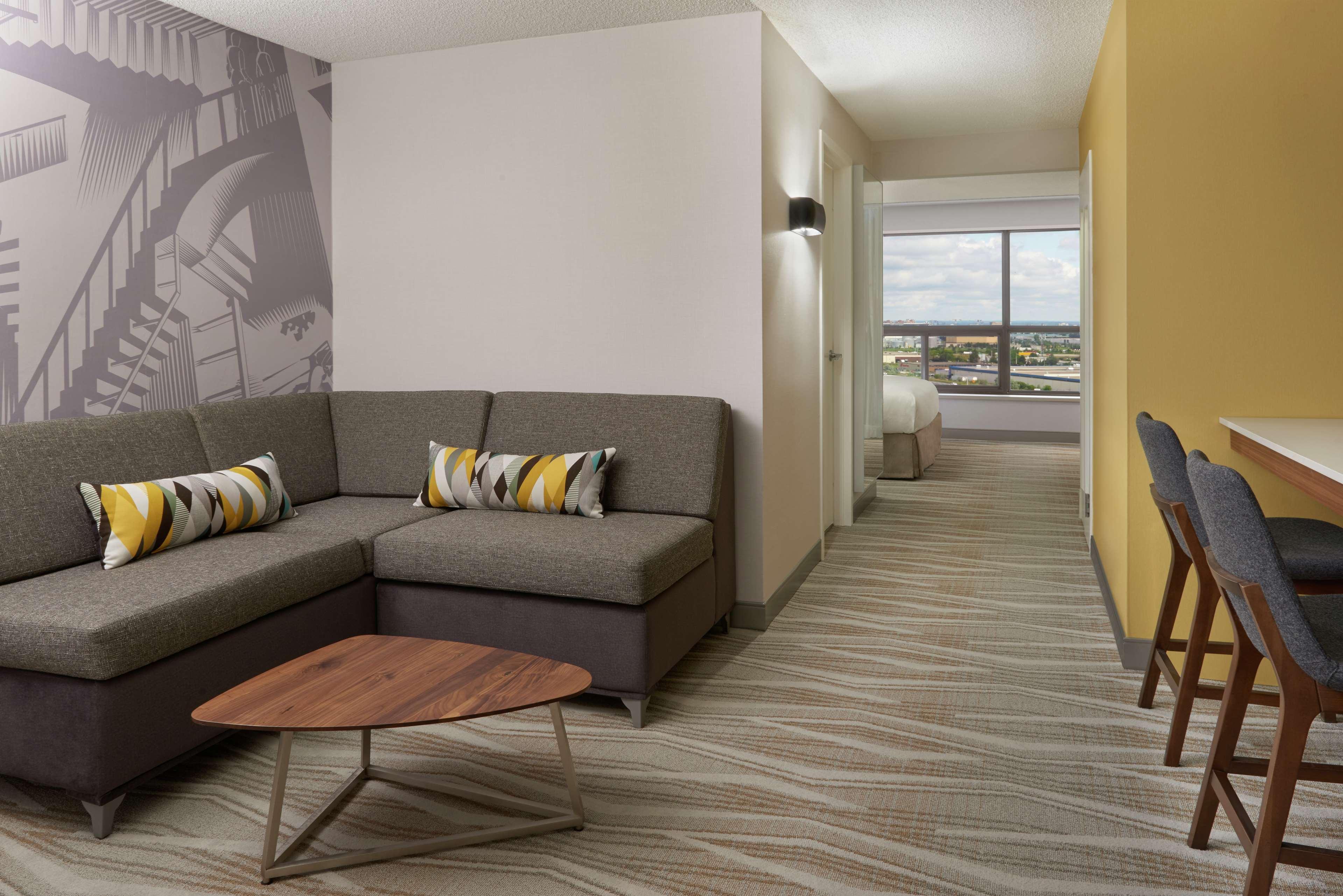 מיסיסאוגה Hilton Toronto Airport Hotel & Suites מראה חיצוני תמונה