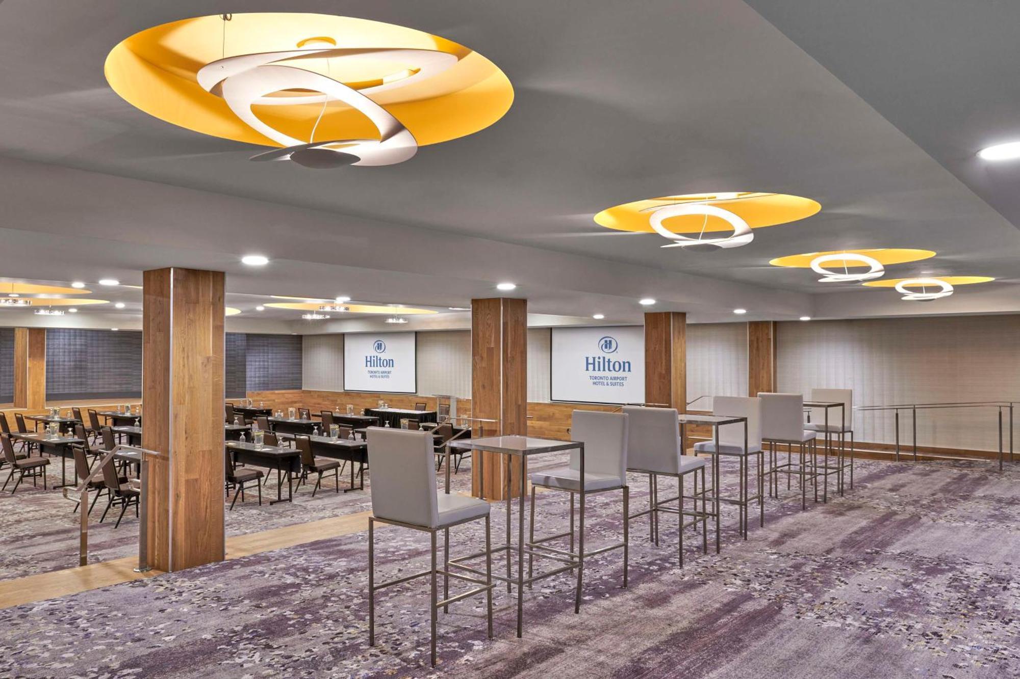 מיסיסאוגה Hilton Toronto Airport Hotel & Suites מראה חיצוני תמונה
