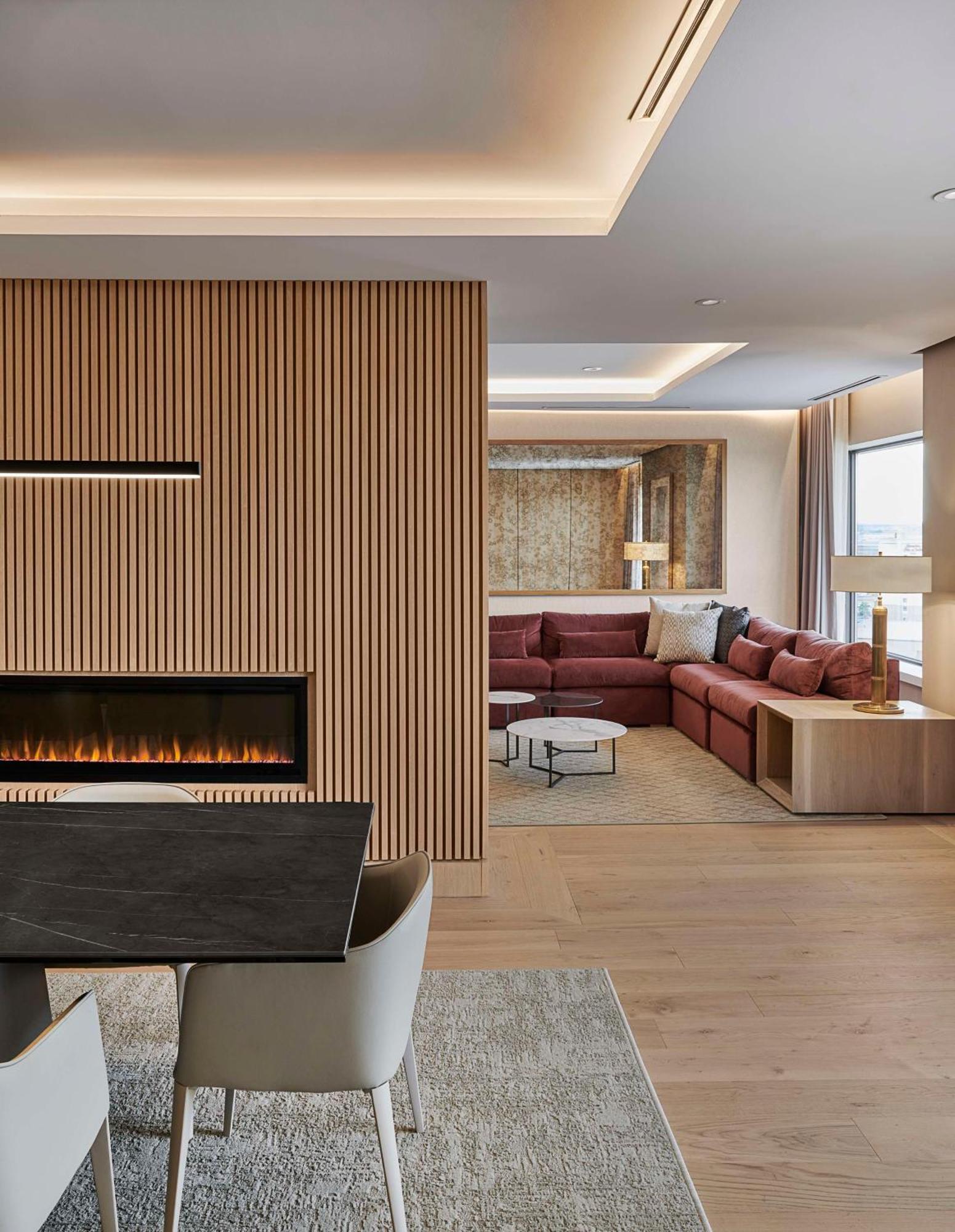 מיסיסאוגה Hilton Toronto Airport Hotel & Suites מראה חיצוני תמונה